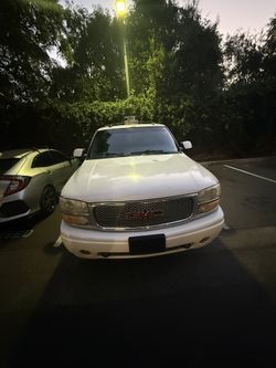 2003 GMC Denali Part Out