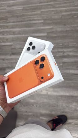 iPhone 17 pro max new