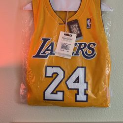 Kobe Jersey 08 Version Mitchell And Ness Brand new