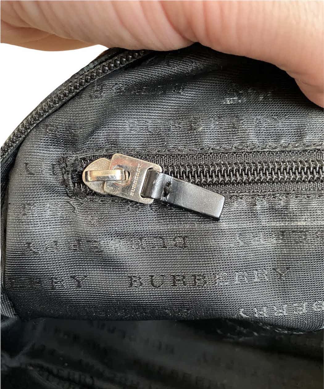 BURBERRY bag for Sale in Fresno, TX - OfferUp