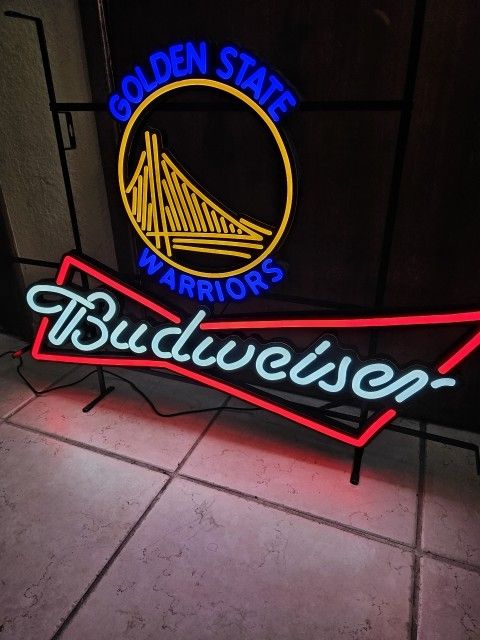 Golden State Warriors budweiser neon light