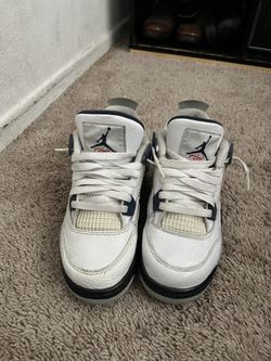 Jordan 4 Midnight Navy size 4