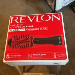 Revlon Volumizer Brush / Cepillo Voluminizador 