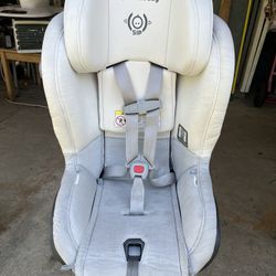 Asiento De Carro Para Infantes, Buena Condición