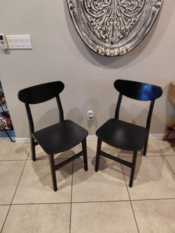 SAFAVIEH LUCCA RETRO CHAIRS