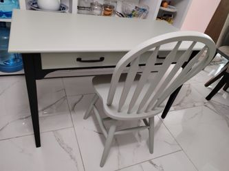 Two-Tone Desk and Chair Set
