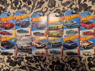 Hot wheels ford mustang lot