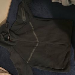 black Nike Tech size XL