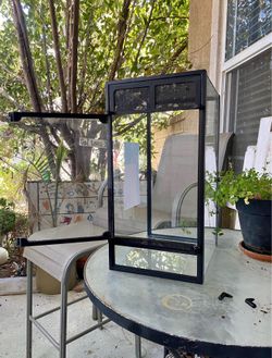 10 Gallon Aquarium/ Terrarium Cage