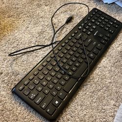 Amazon Basics Keyboard 