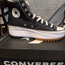 New In Box Converse Run Star High Top