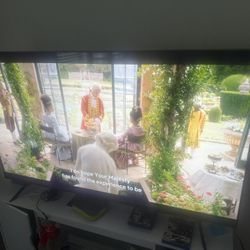 VIZIO “50 In SMART TV”