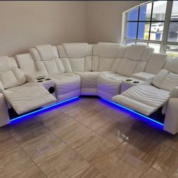 POWER RECLINERS  ( BLUETOOTH SPEAKERS AND LEDD LIGHT )