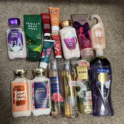 Bundle of 15 Bath and Body and other beauty items.  
