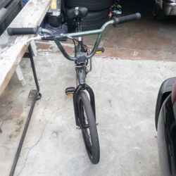 Bike 🚲 + Skateboard 🛹