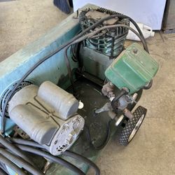 Air Compressor Old Style 