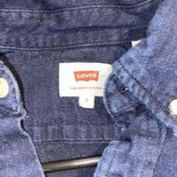 Levi’s Shirt
