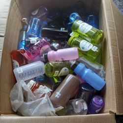 Botellas De Agua $1 Dolar Cada Una New 