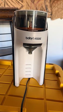 Baby Brezza Formula Pro Baby Bottle Maker