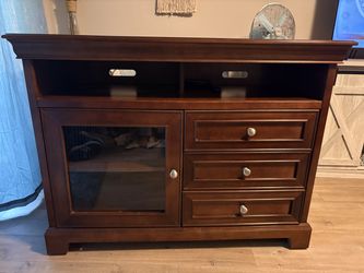 TV console/cabinet