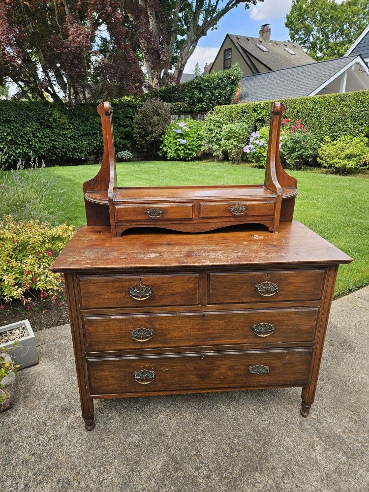 Great Project Dresser