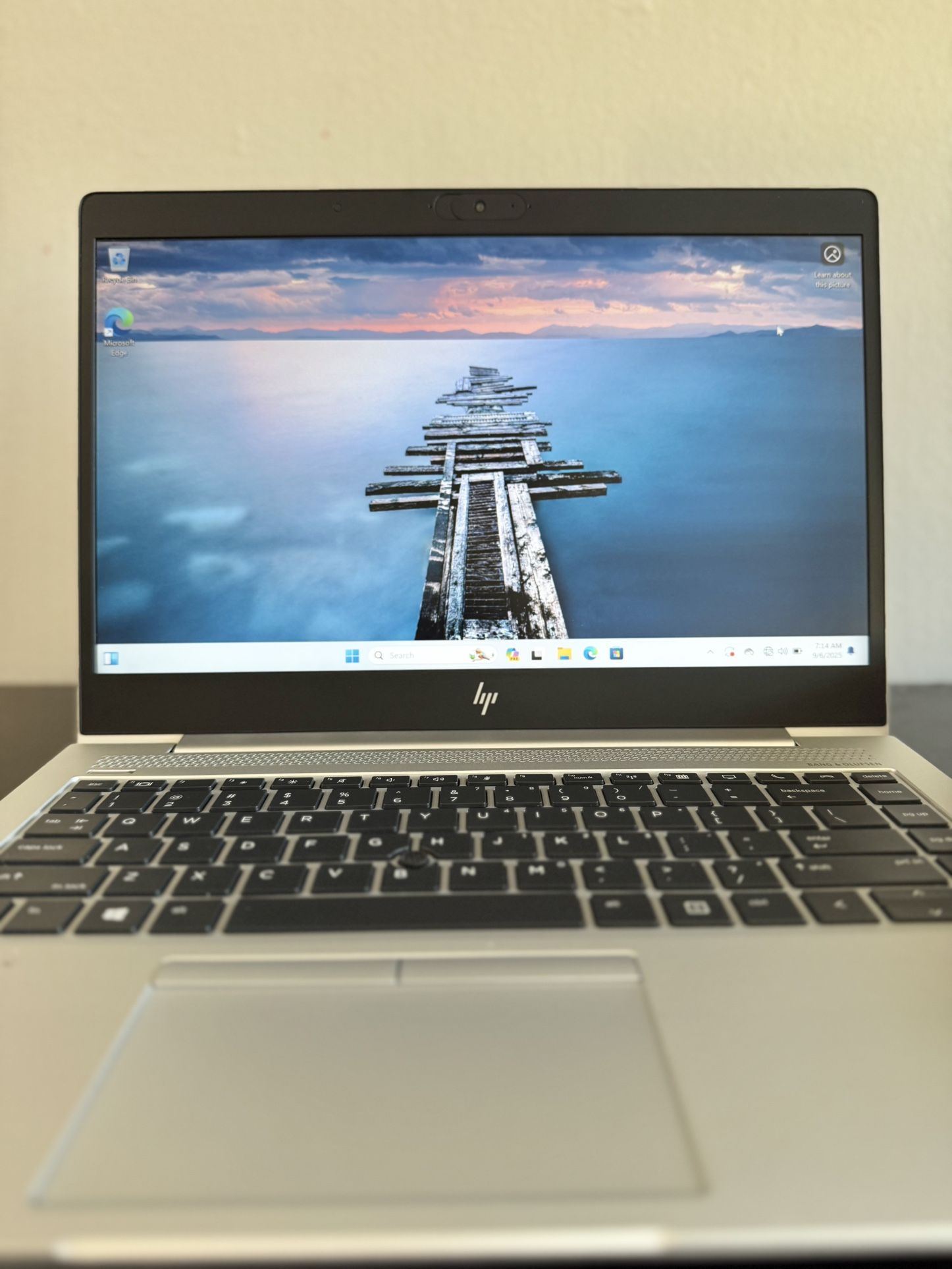 HP Elitebook 840 G5 I5-7200u 2.5ghz 8GB Ram 256gb SSD Win11Pro