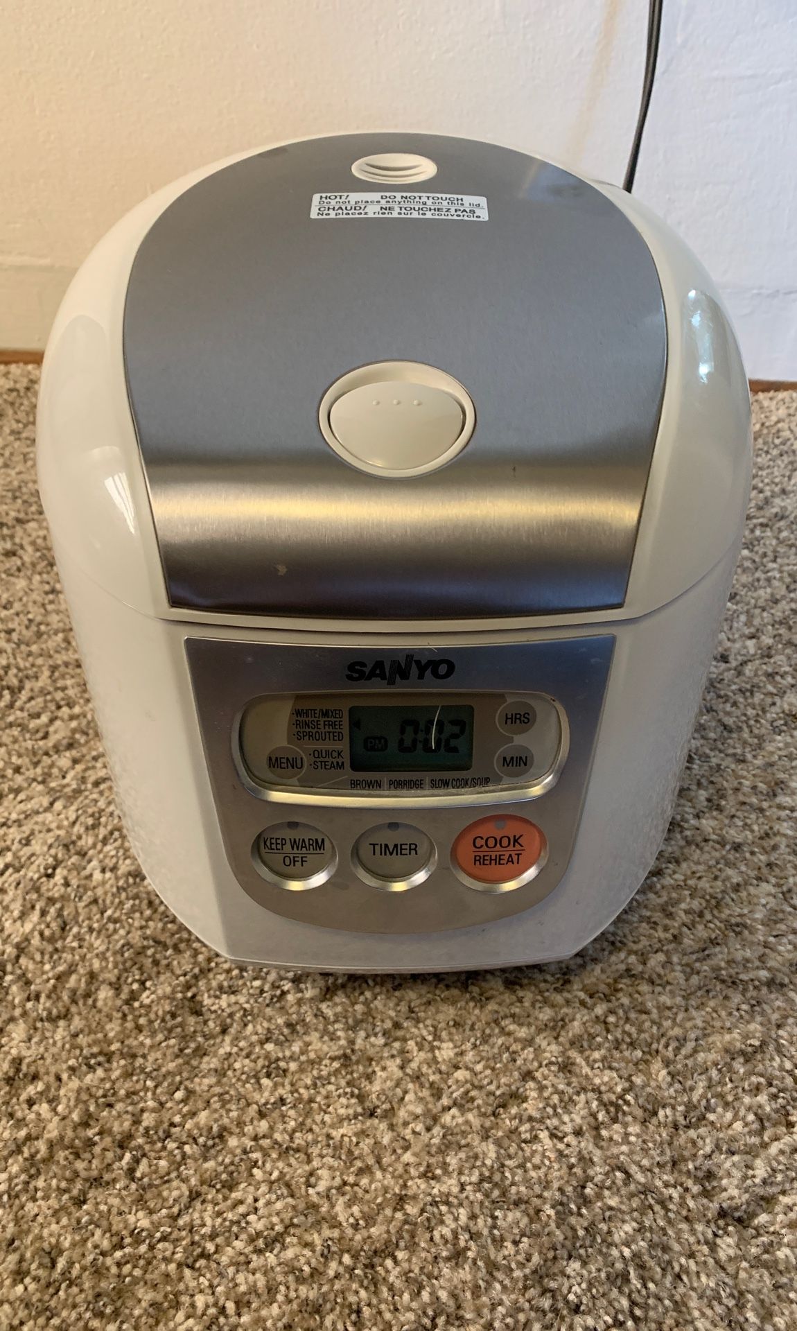 Sanyo ECJD100S 10Cup Rice Cooker , White Stainless for Sale in San Diego