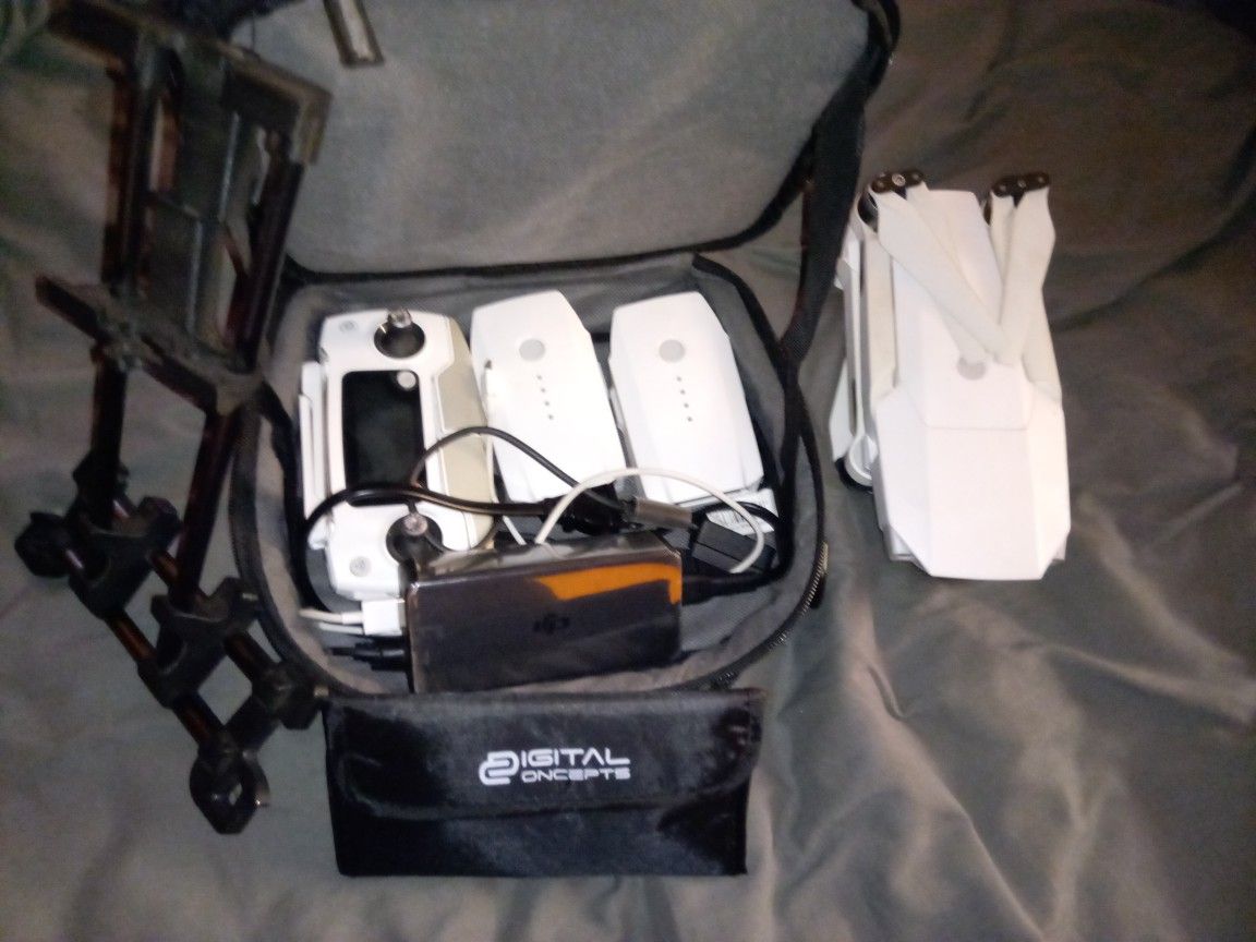 DJI Mavic Pro Fly More Combo