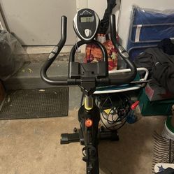 LNOW Premium Exercise Bike 