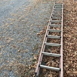 Fiberglass And Aluminum 28’ Ladder
