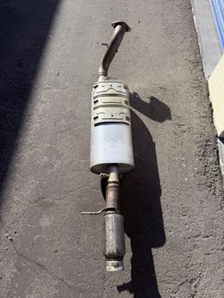 2021 Escalade Muffler/Exhaust