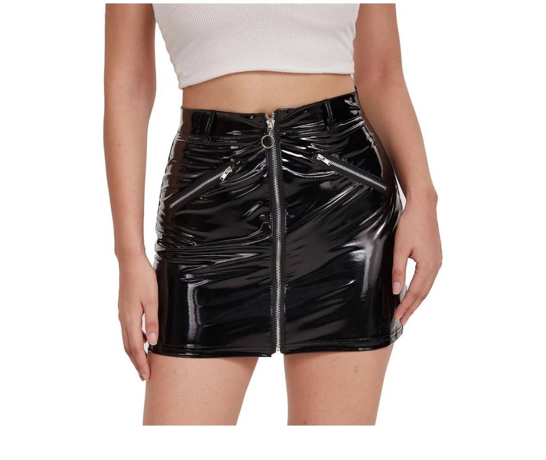 leather skirt