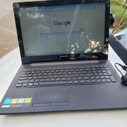 TOSHIBA  LAPTOP   COMPUTER  WINDOWS  10 PRO  500 GIGS  HARD DRIVE STORAGE  AND 4 GIGS  RAM CAMERA  AND EVERYTHING WORKS WELL 