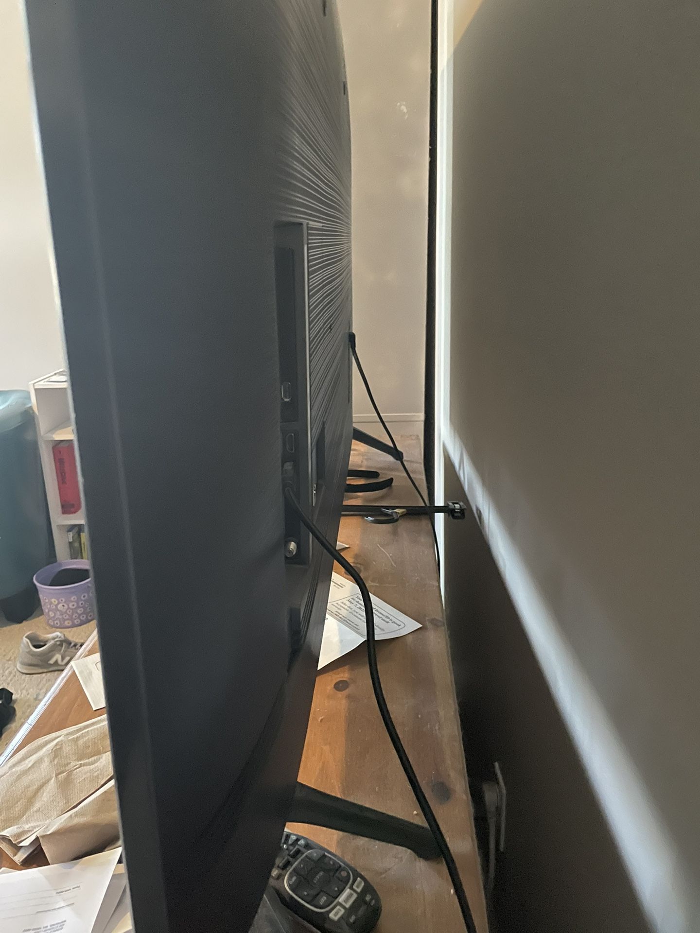 Samsung 65” Tv