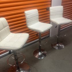 White Bar Stools 