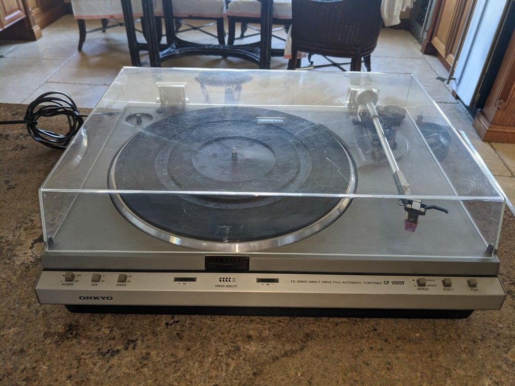 Onkyo Turntable 102f With Adj Speed Turntable 