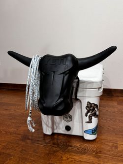 Yeti bull head.