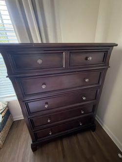Dark Wood 5-Drawer Tall Chest