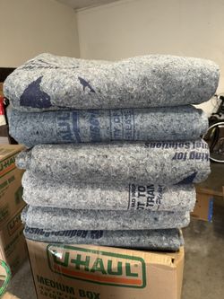 6 Extra Large Furniture Pad Moving blankets 68”x85”