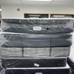 Kings, Queens & Fulls – Best Mattress Deals Available!