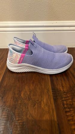 Sketchers girls sneakers