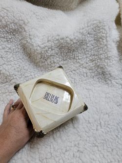 Bill Blass Heavy Resin Pedestal Soap Dish NEW 