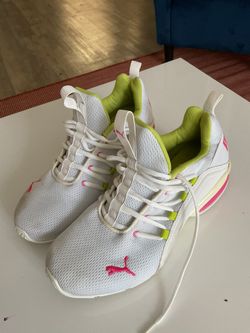 Ladies Sneakers Size 11