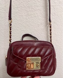 Crossbody purse