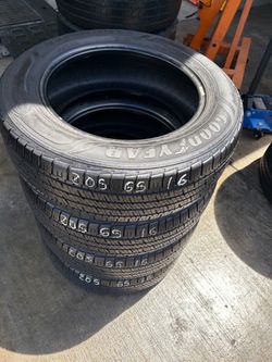 205/65r16 All 4 Good Year Tires In Great Shape