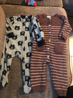 Baby boy 7 AM size 9-12 months yoga sprout size 3-6 months baby boy $12 both