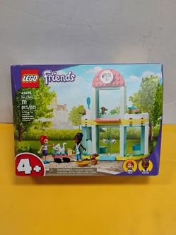 LEGO Friends Pet Clinic (41695) building set, specifically designed for children aged 4 and up.