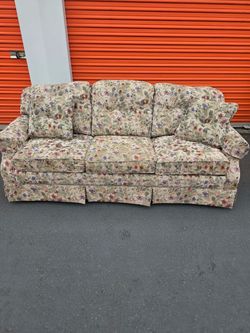 Lazy Boy Sleeper Sofa - Floral