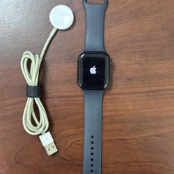 Apple Watch Series 7