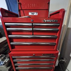 Husky Rolling Tool Box And Hutch